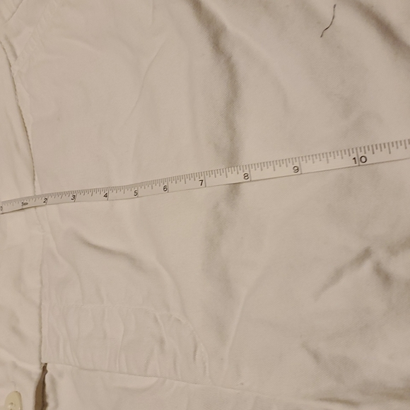 NYDJ SZ 16,White Bermuda shorts, see pics,pockets front and back - Picture 4 of 9